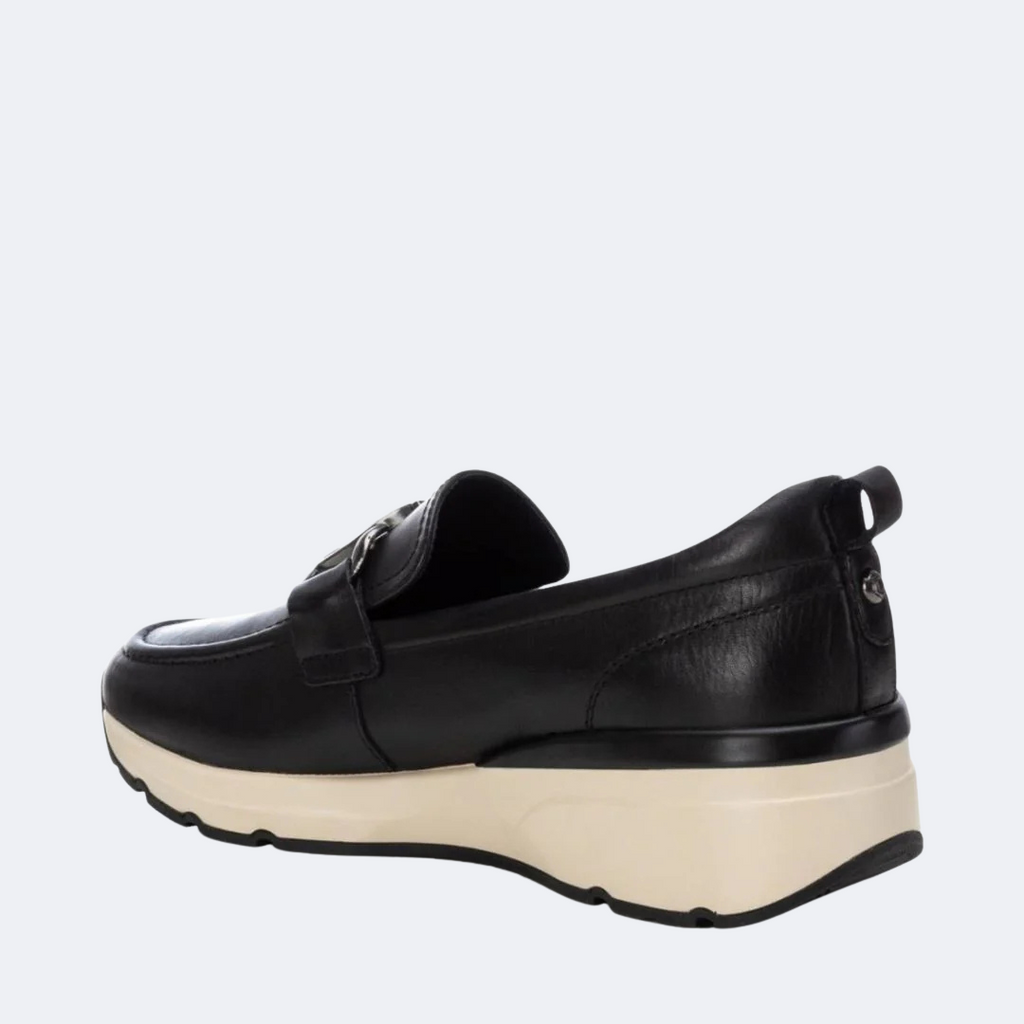 Carmela 161822 - Loafer - Black