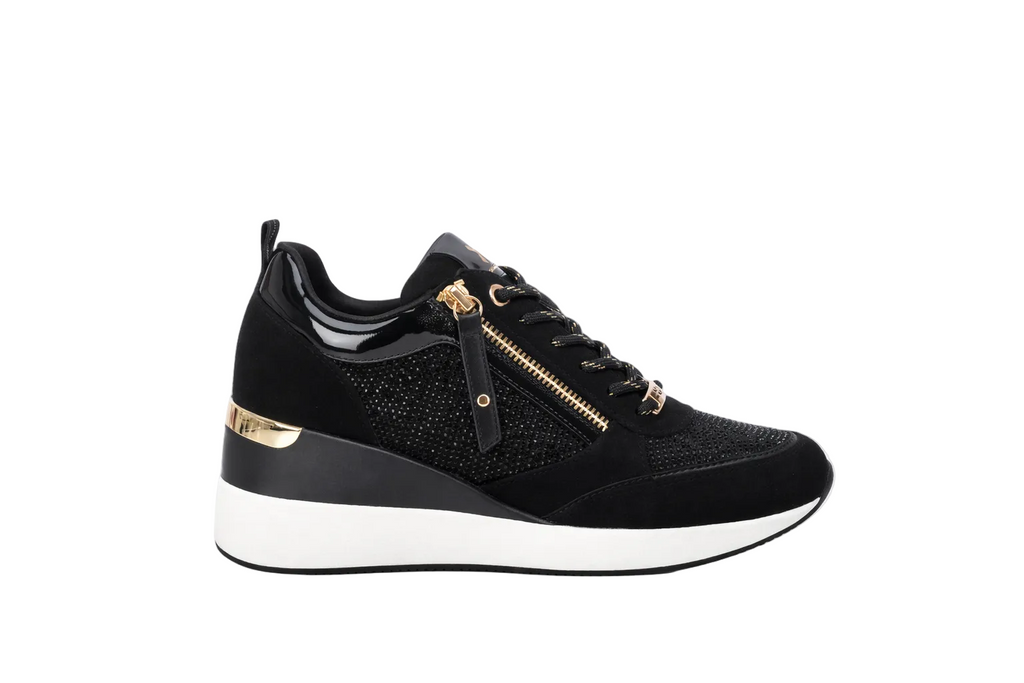 XTI 142957 - Black Sneaker