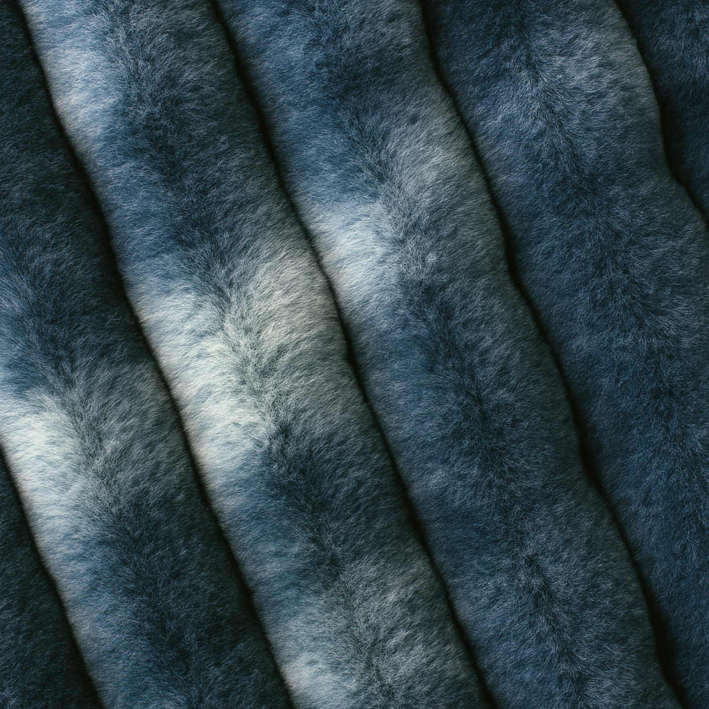 Deep Blue Faux Fur Throw Blanket 150cm x 200cm